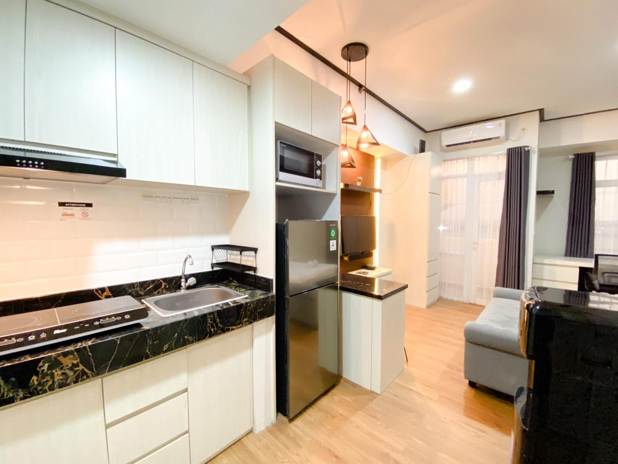 Cozy And Homey Studio At Vasanta Innopark Apartment By Travelio Cikarang Ngoại thất bức ảnh